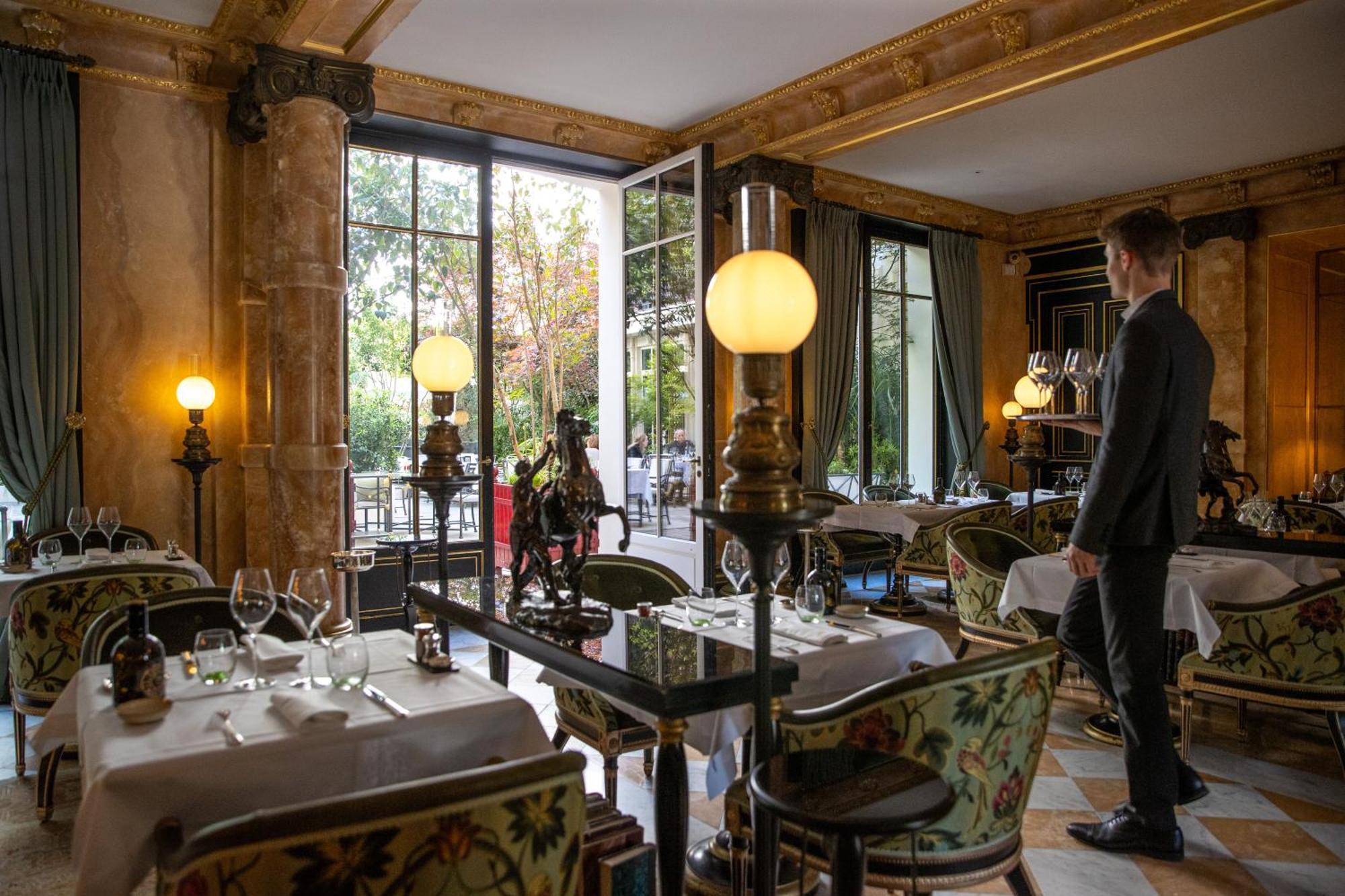 La Réserve Paris Hotel&Spa Esterno foto