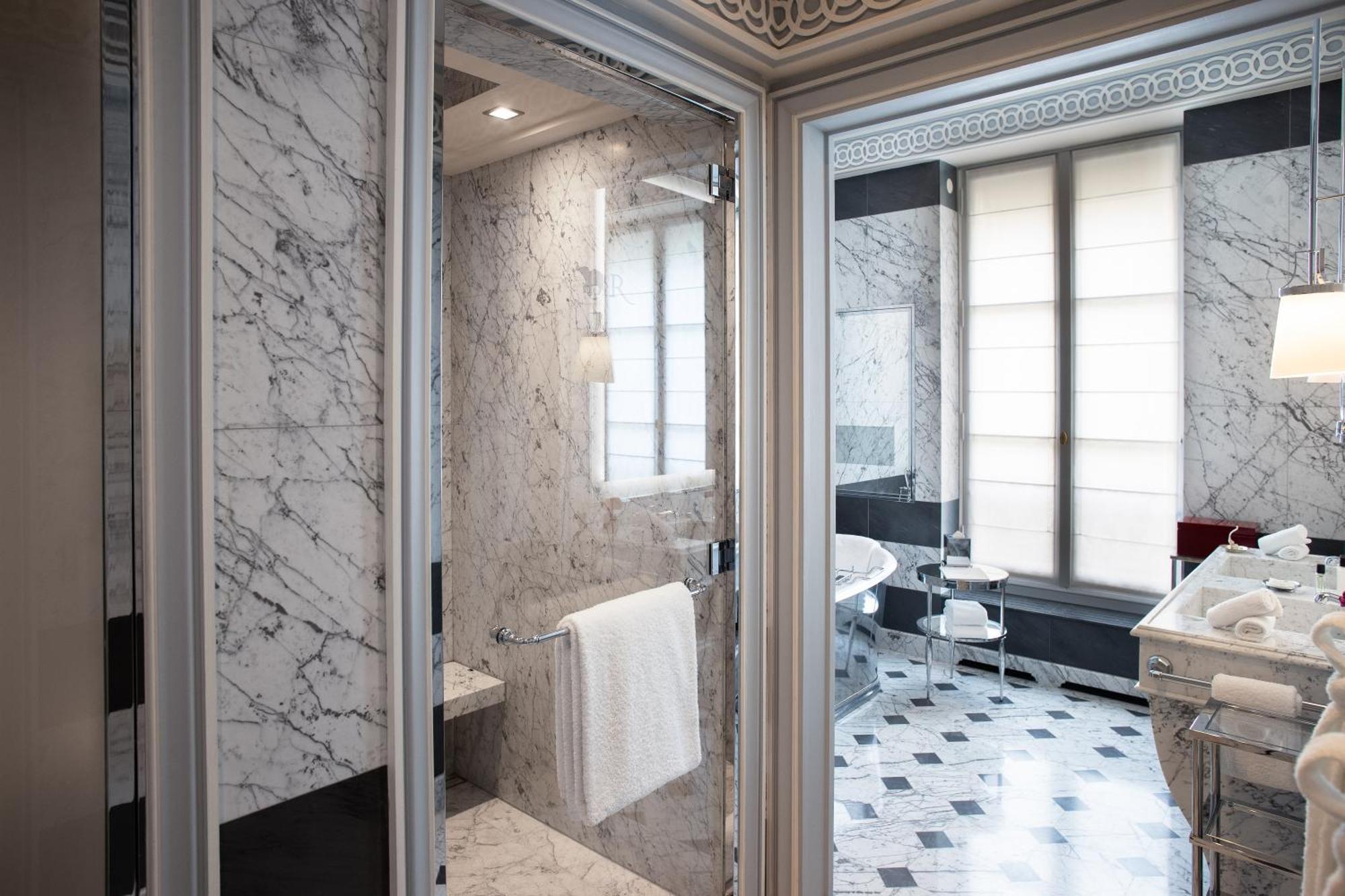 La Réserve Paris Hotel&Spa Esterno foto