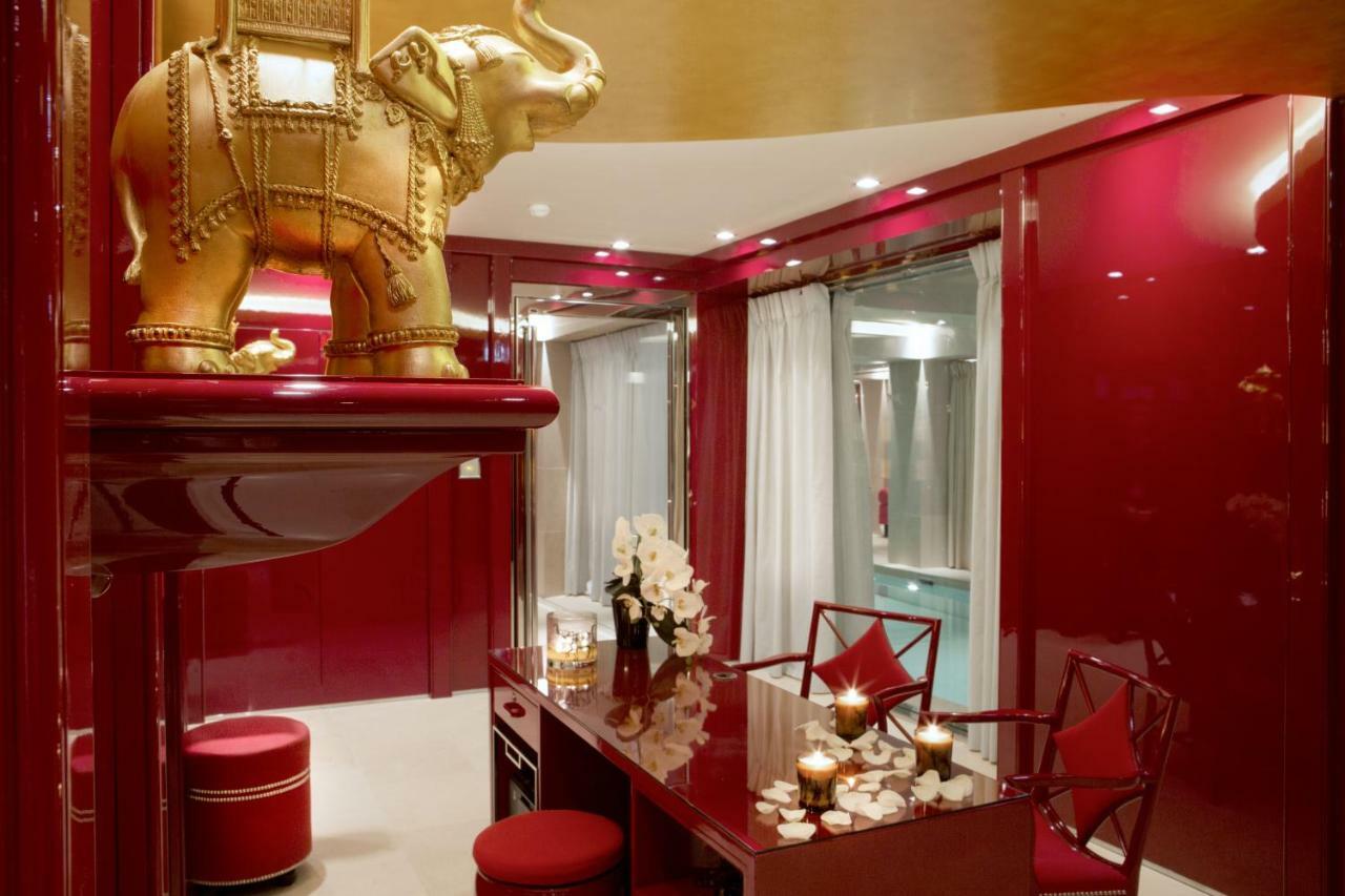 La Réserve Paris Hotel&Spa Esterno foto